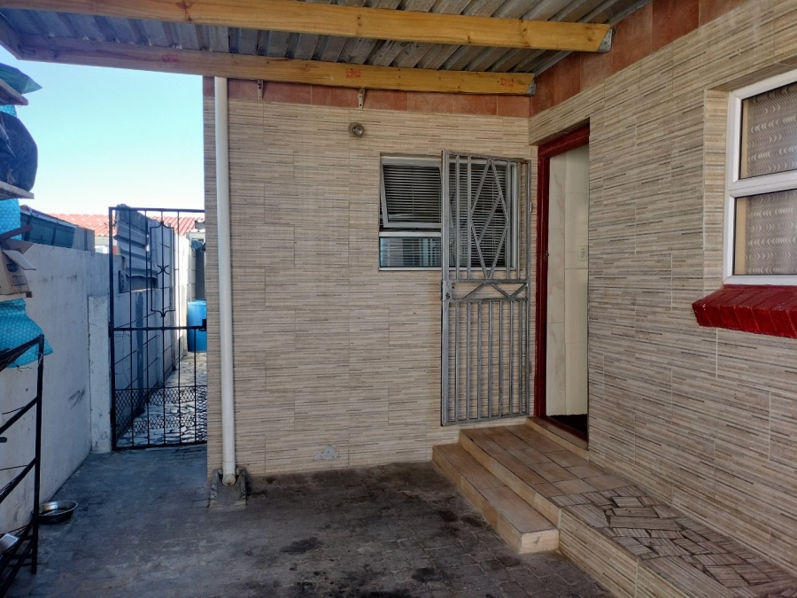 3 Bedroom Property for Sale in Rocklands Western Cape